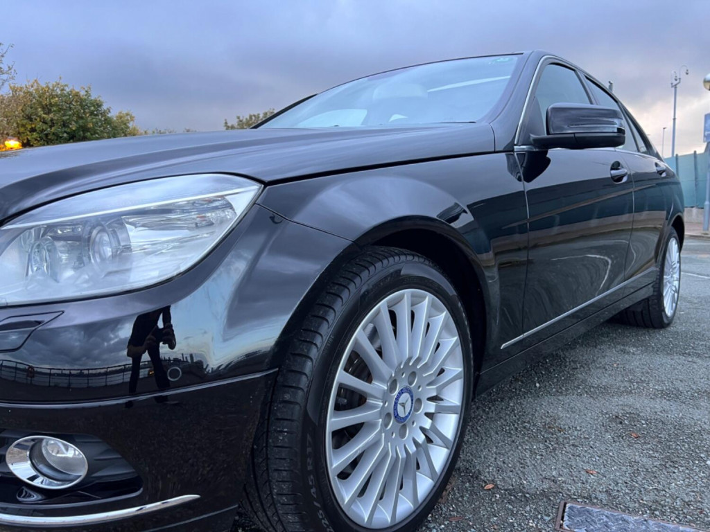 MERCEDES-BENZ C CLASS