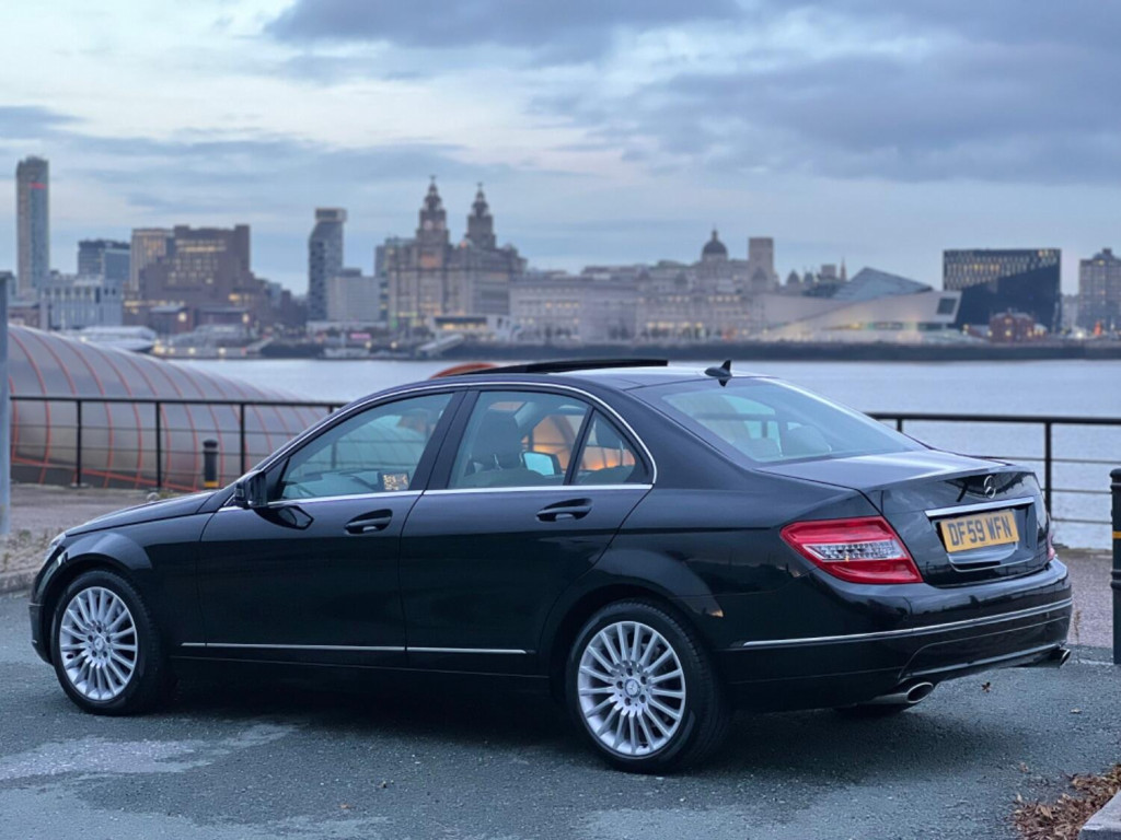 MERCEDES-BENZ C CLASS