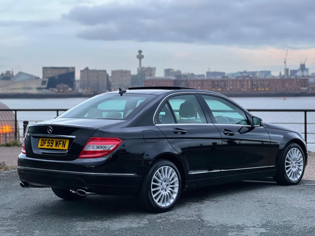 MERCEDES-BENZ C CLASS