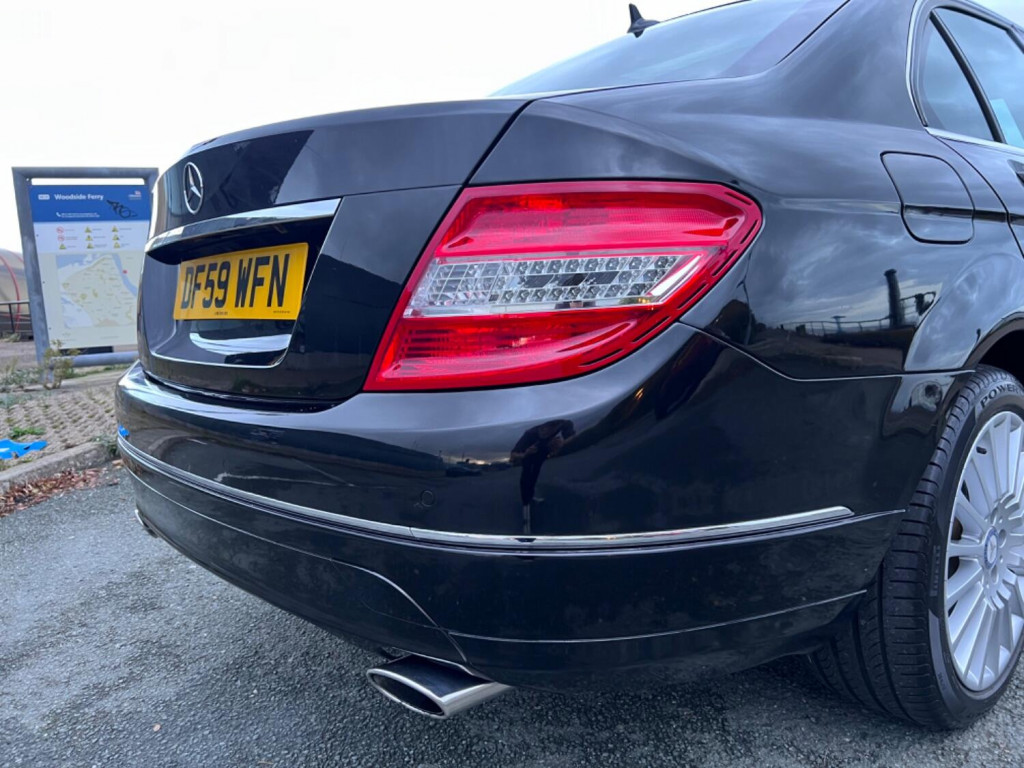 MERCEDES-BENZ C CLASS