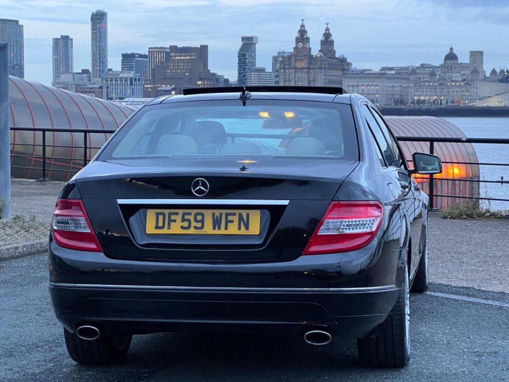 MERCEDES-BENZ C CLASS