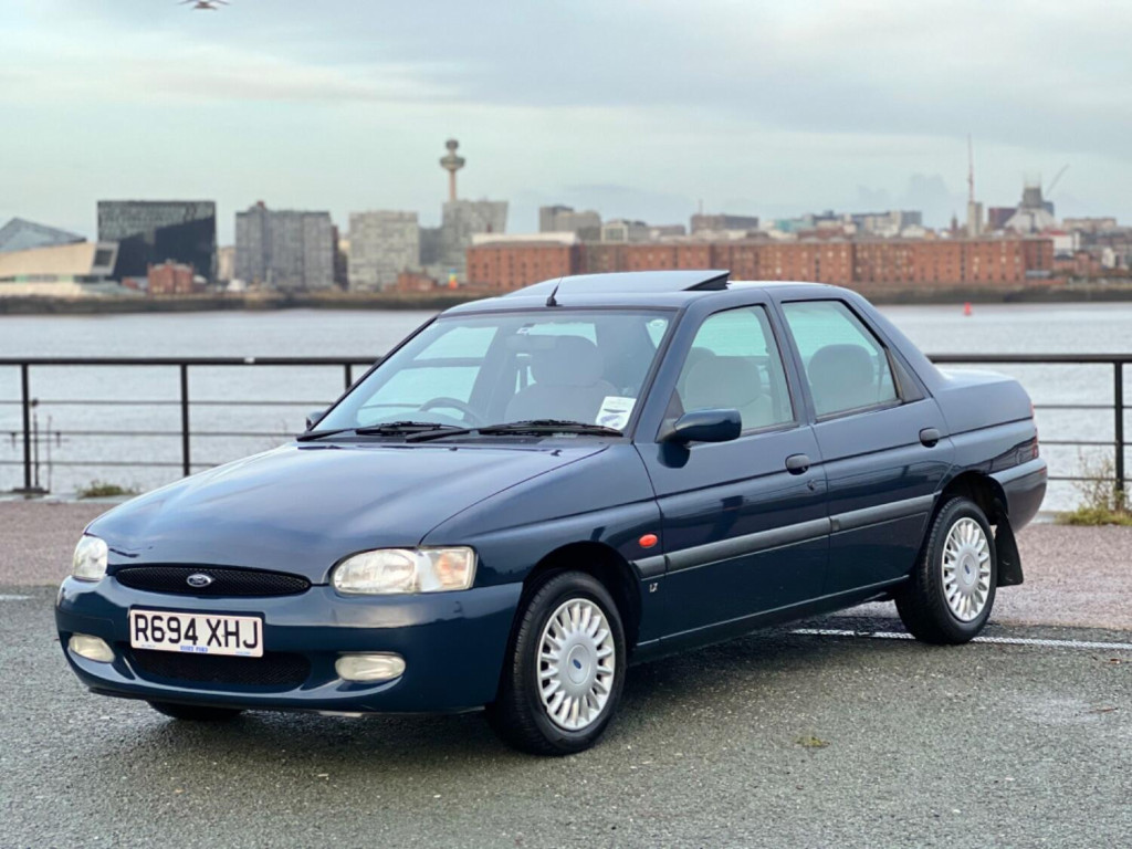 FORD ESCORT