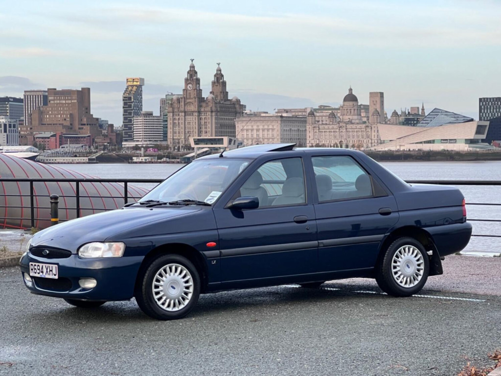 FORD ESCORT
