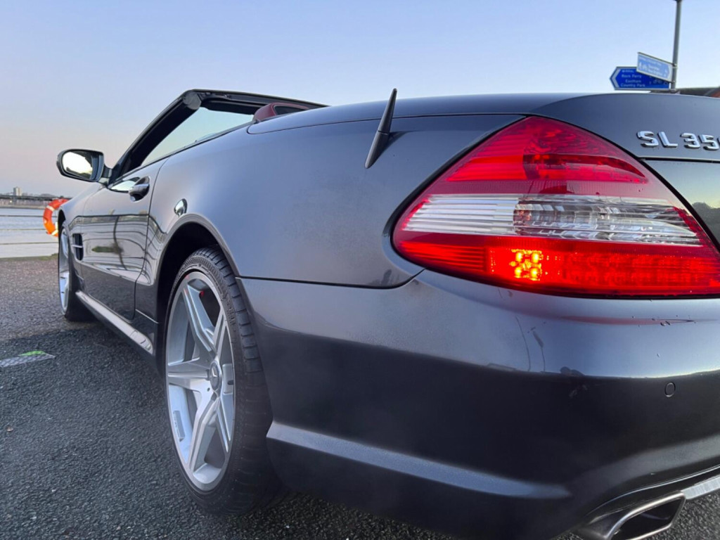 MERCEDES-BENZ SL CLASS