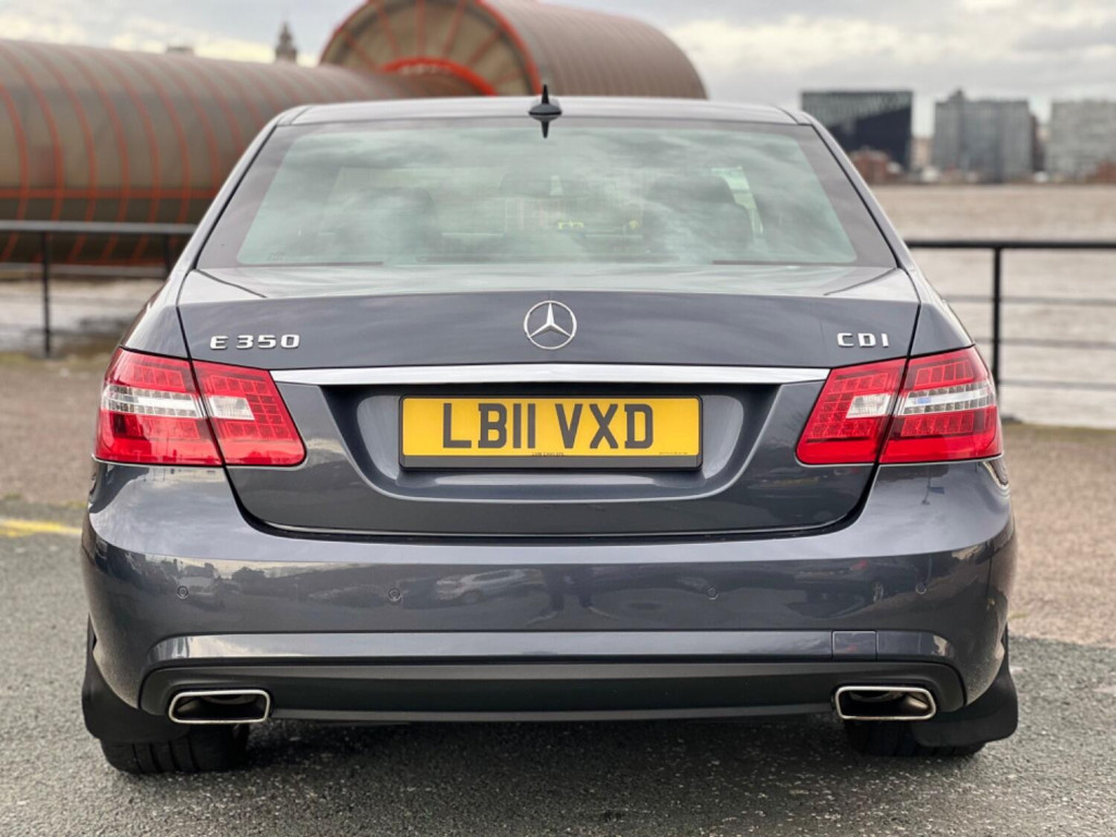 MERCEDES-BENZ E CLASS