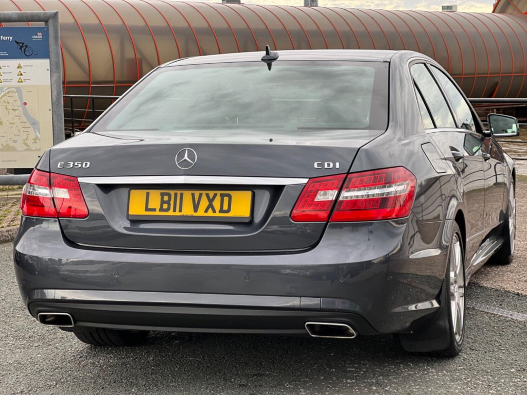 MERCEDES-BENZ E CLASS