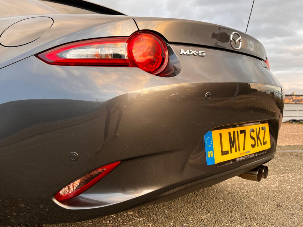 MAZDA MX-5