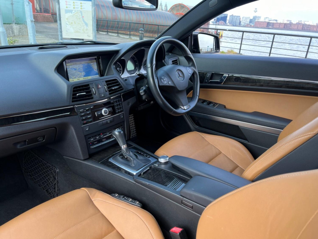 MERCEDES-BENZ E CLASS