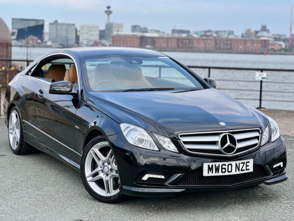 View MERCEDES-BENZ E CLASS 3.0 E350 CDI V6 BlueEfficiency Sport 