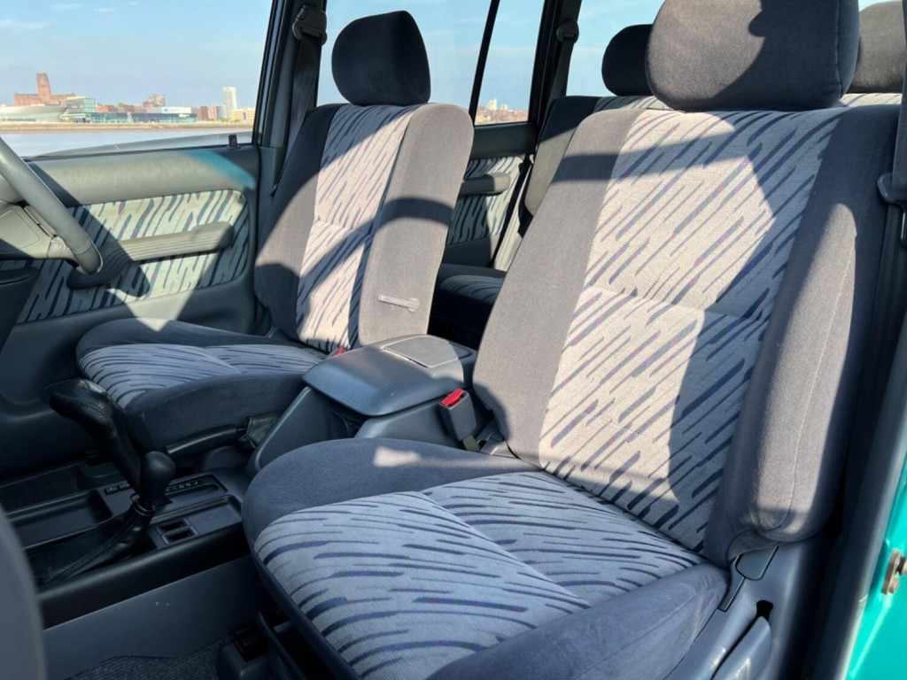 TOYOTA LAND CRUISER COLORADO