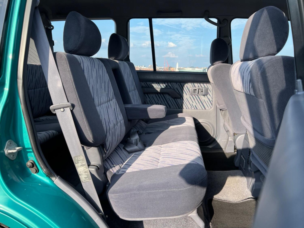 TOYOTA LAND CRUISER COLORADO