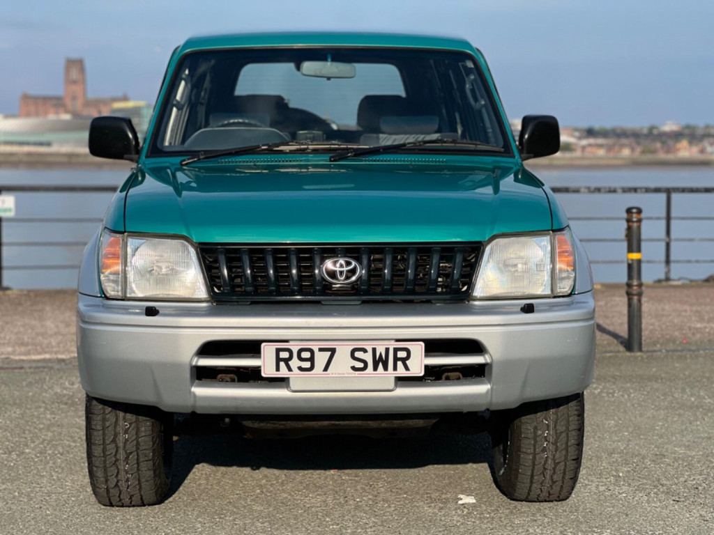 TOYOTA LAND CRUISER COLORADO