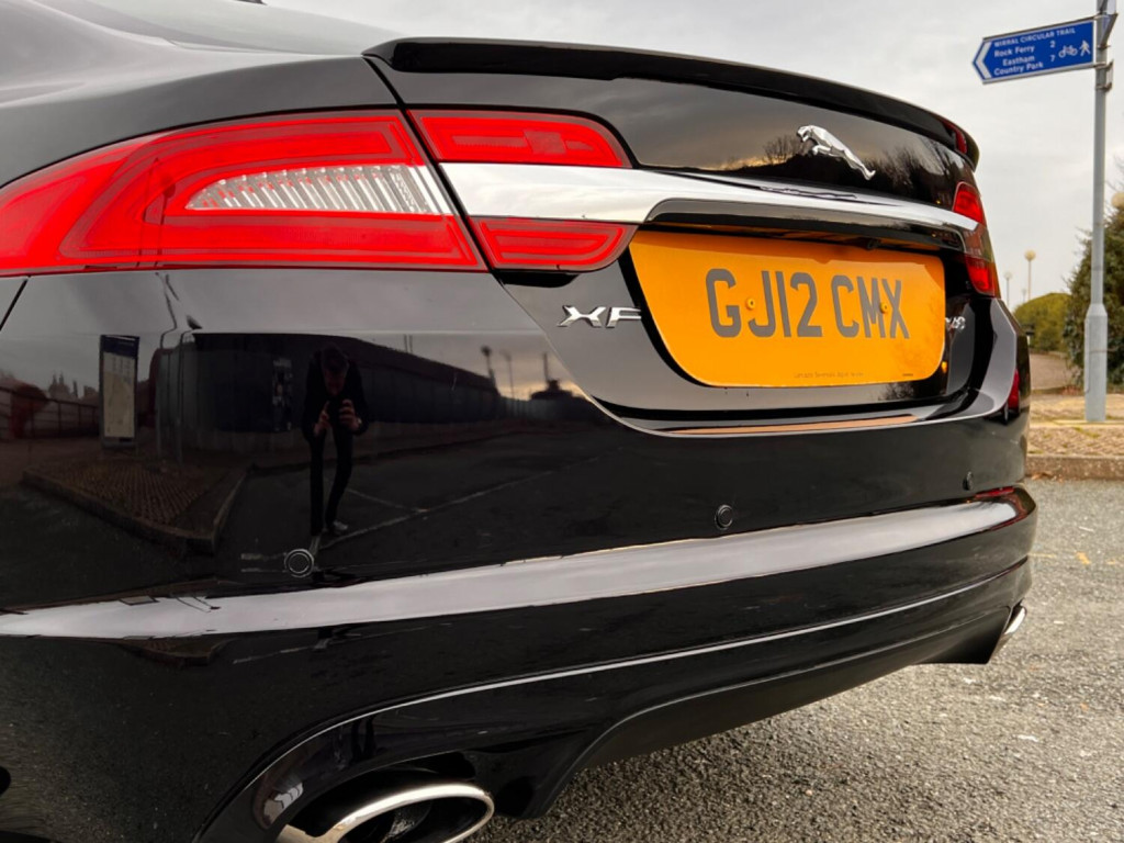 JAGUAR XF
