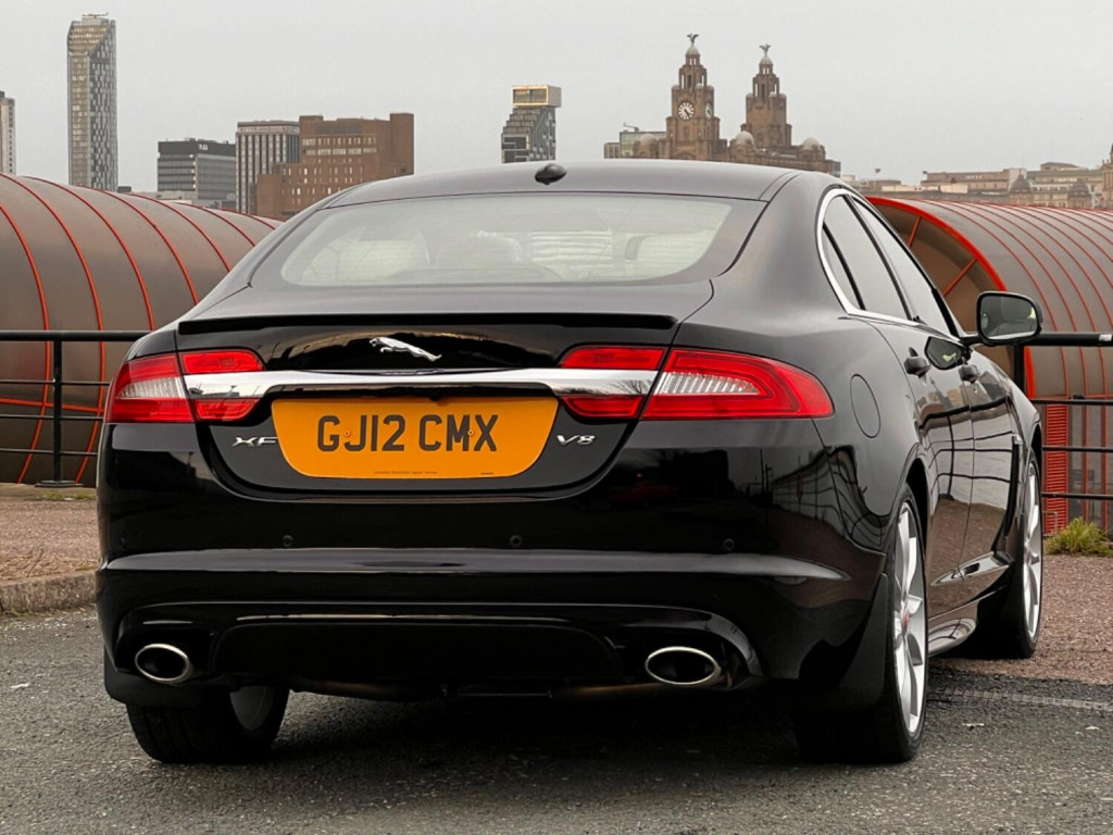 JAGUAR XF
