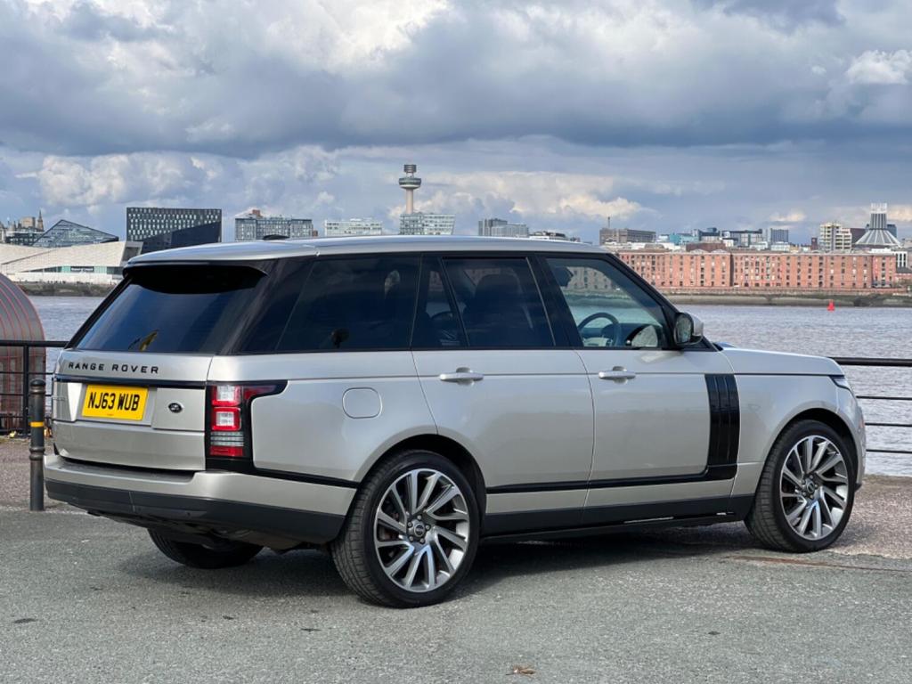 LAND ROVER RANGE ROVER