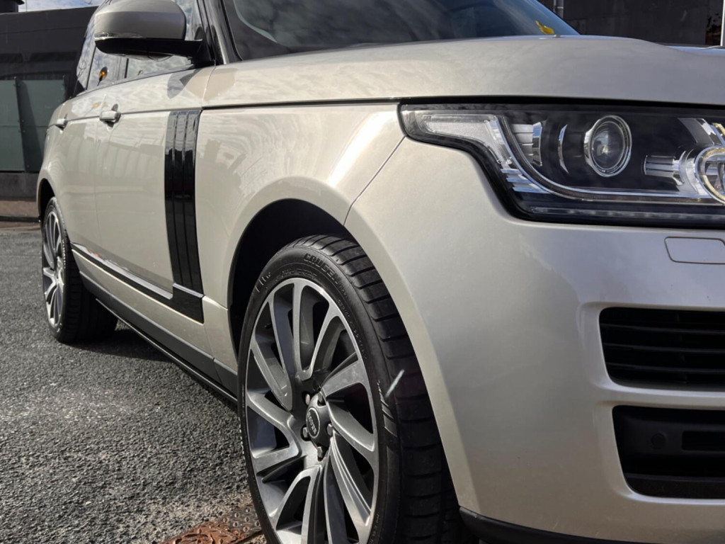 LAND ROVER RANGE ROVER