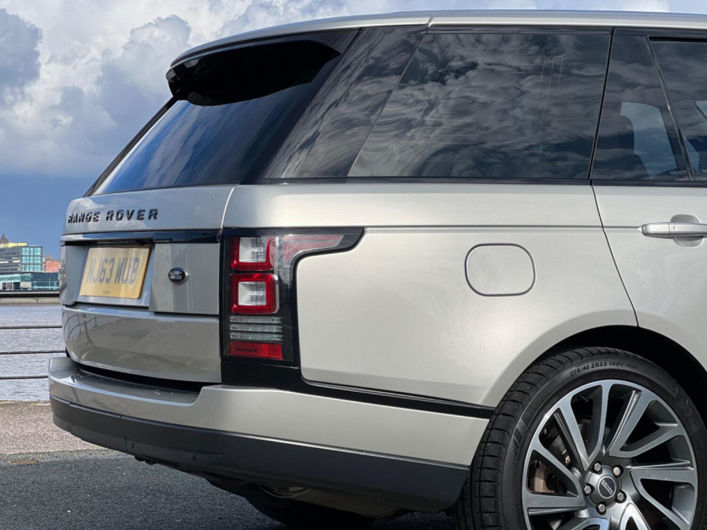 LAND ROVER RANGE ROVER