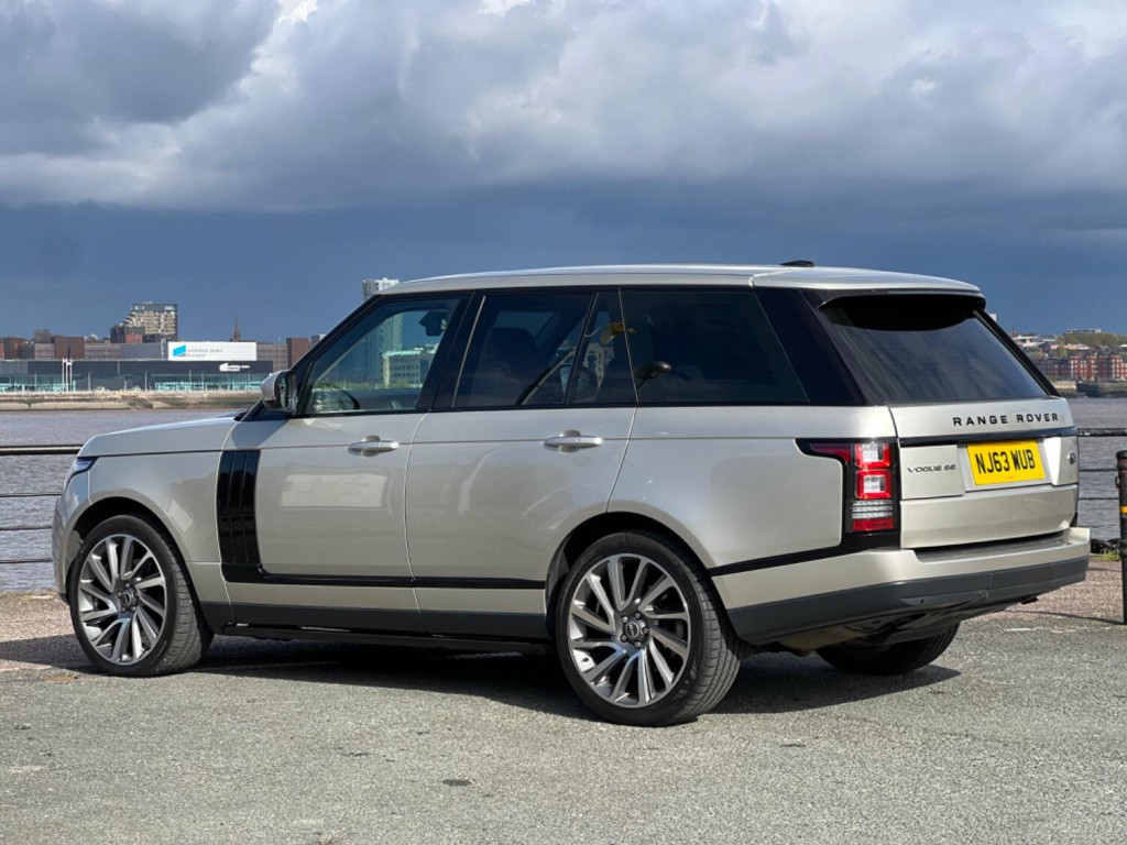 LAND ROVER RANGE ROVER