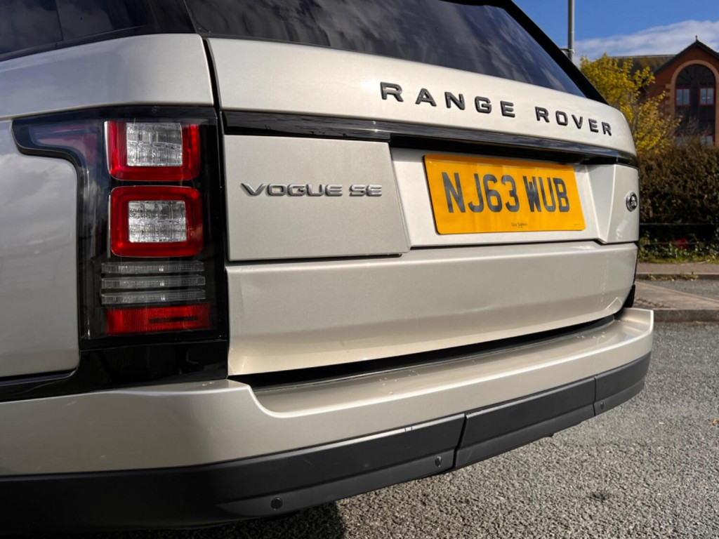 LAND ROVER RANGE ROVER