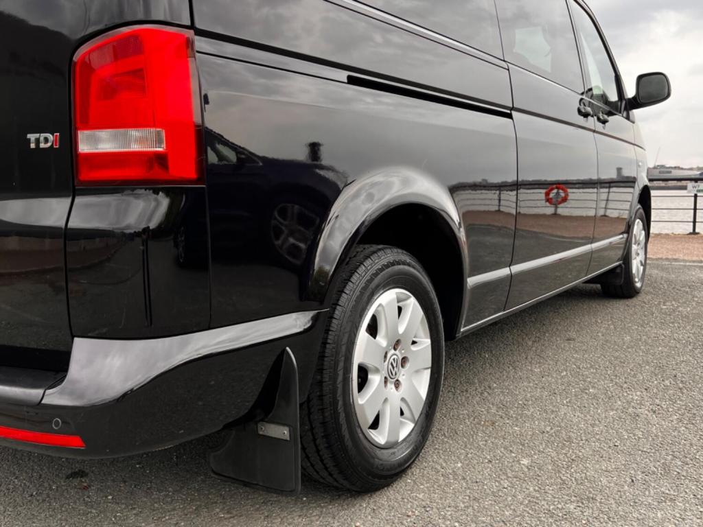 VOLKSWAGEN TRANSPORTER