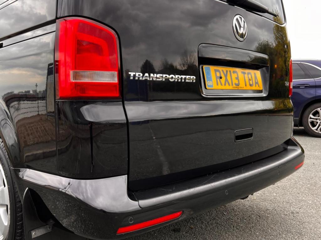 VOLKSWAGEN TRANSPORTER