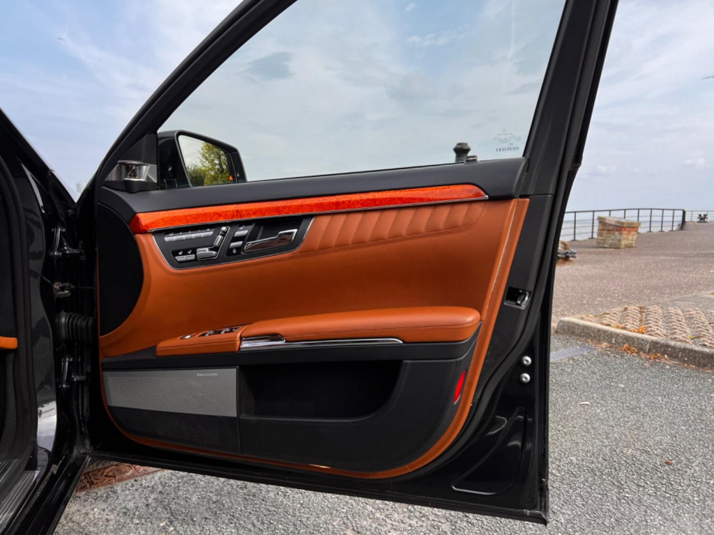 MERCEDES-BENZ S CLASS