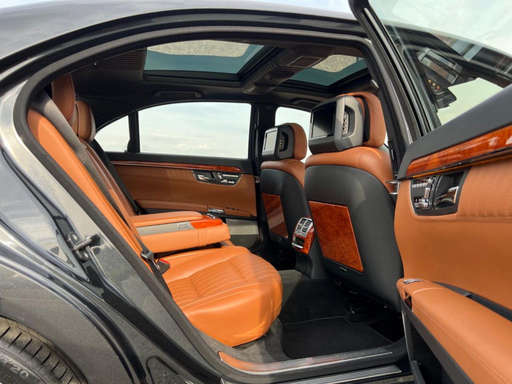 MERCEDES-BENZ S CLASS