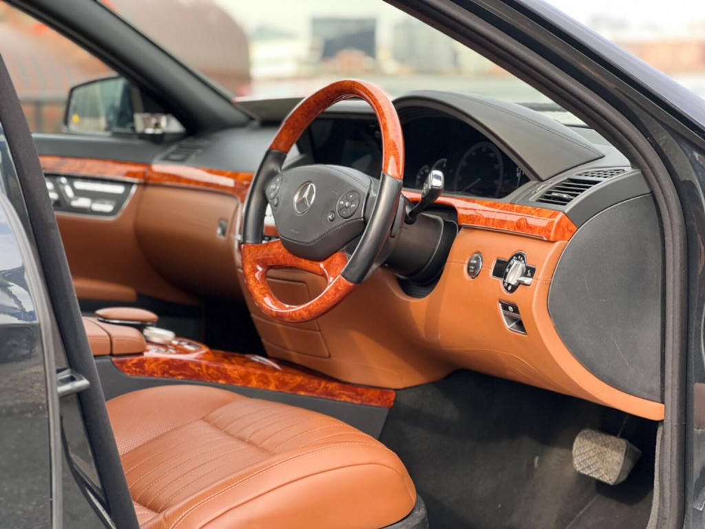 MERCEDES-BENZ S CLASS