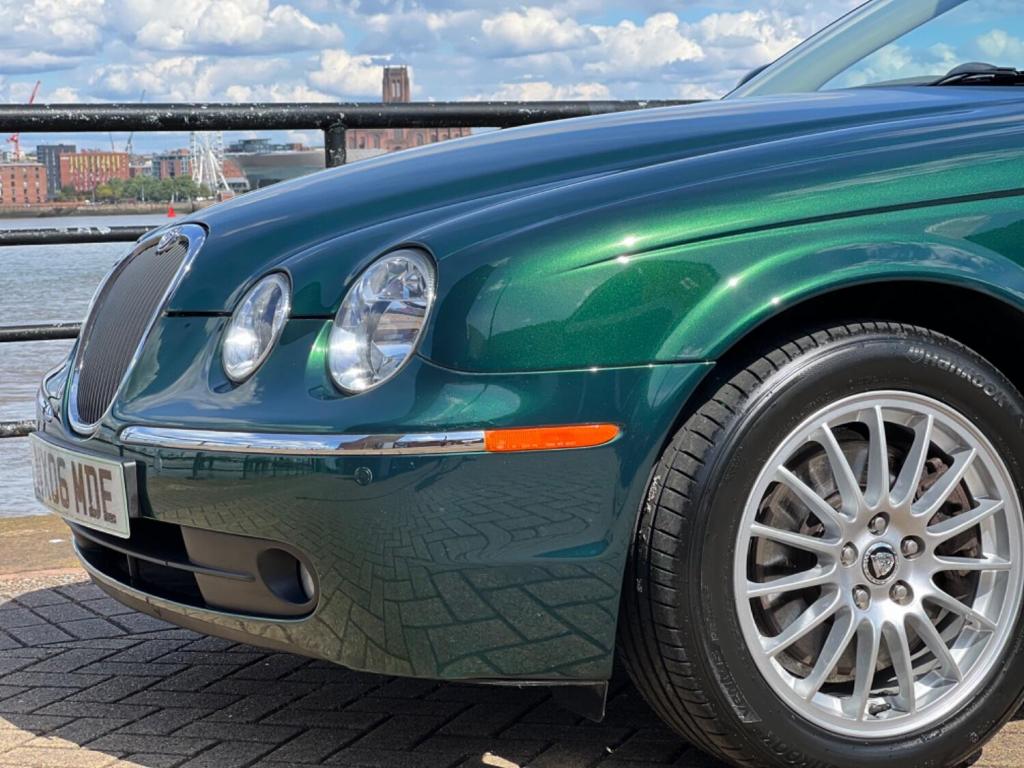 JAGUAR S-TYPE
