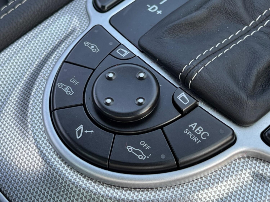 MERCEDES-BENZ SL CLASS