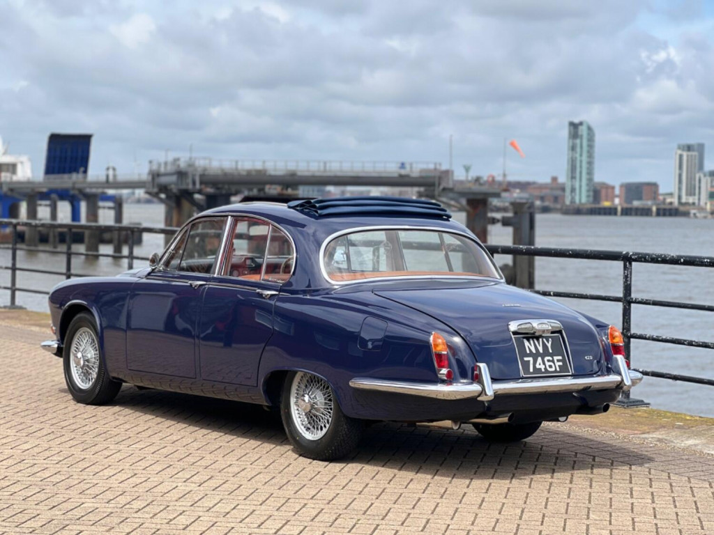 JAGUAR 420