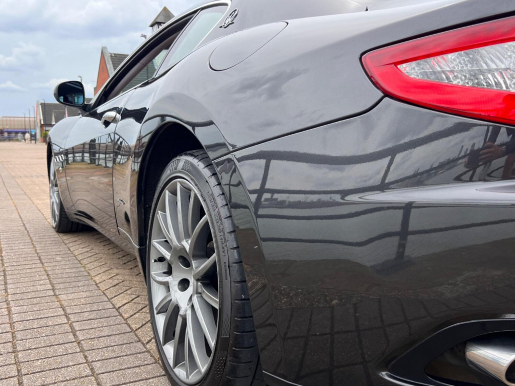MASERATI GRANTURISMO