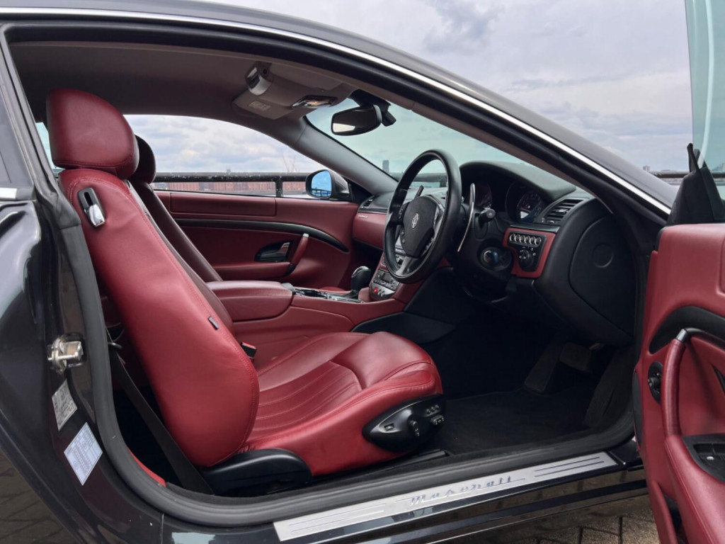 MASERATI GRANTURISMO