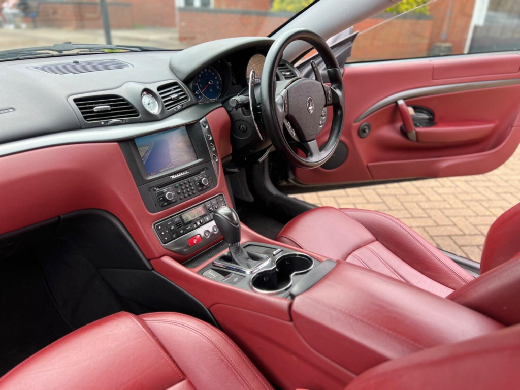 MASERATI GRANTURISMO