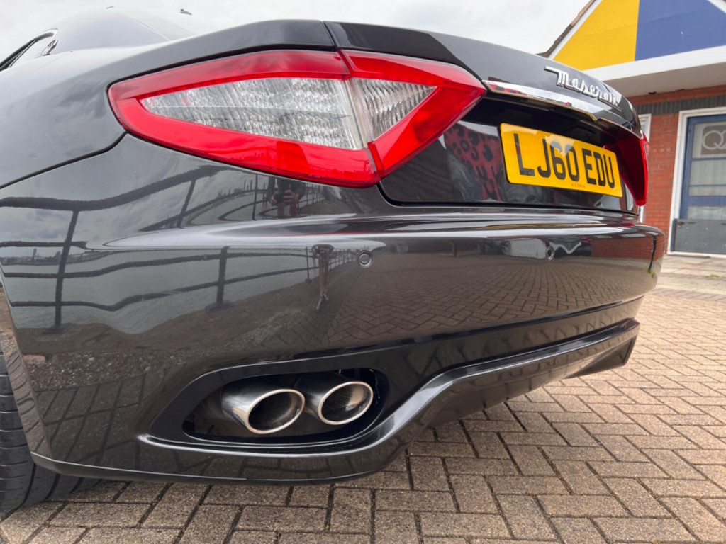 MASERATI GRANTURISMO