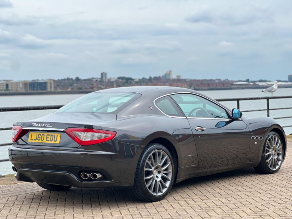 View MASERATI GRANTURISMO 4.7 V8 S