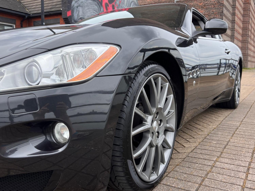 MASERATI GRANTURISMO