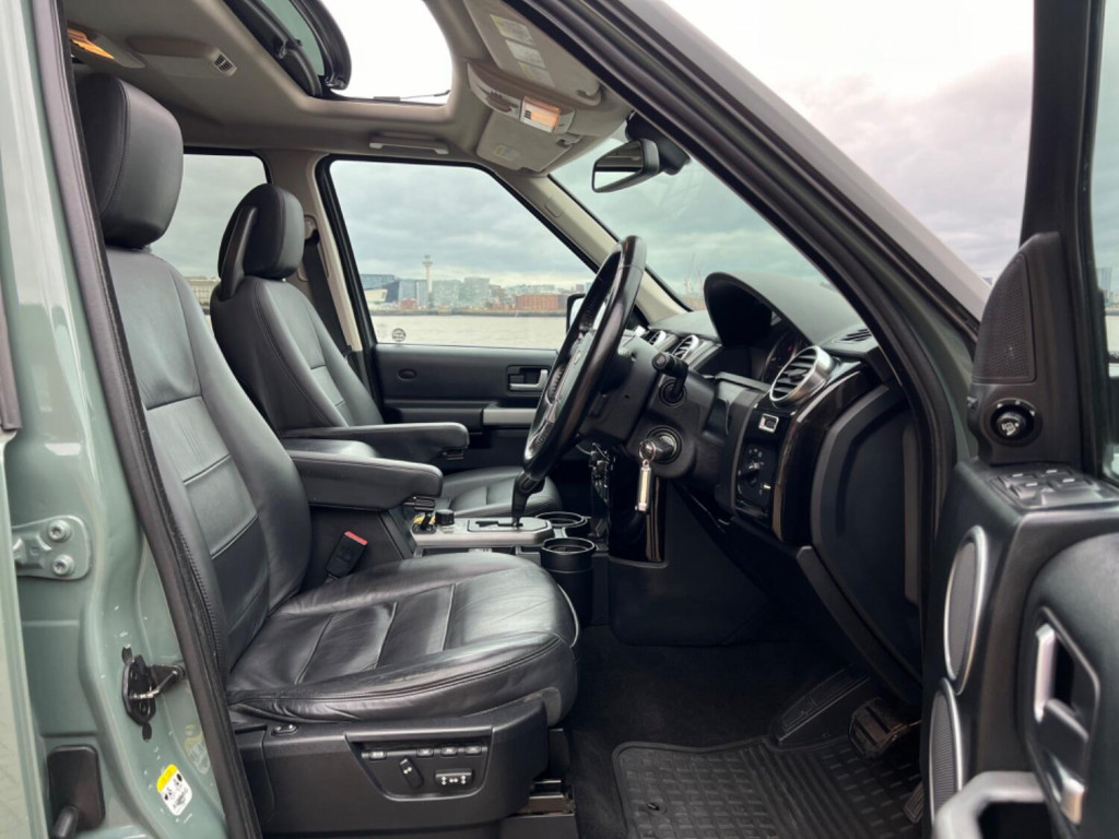 LAND ROVER DISCOVERY 3