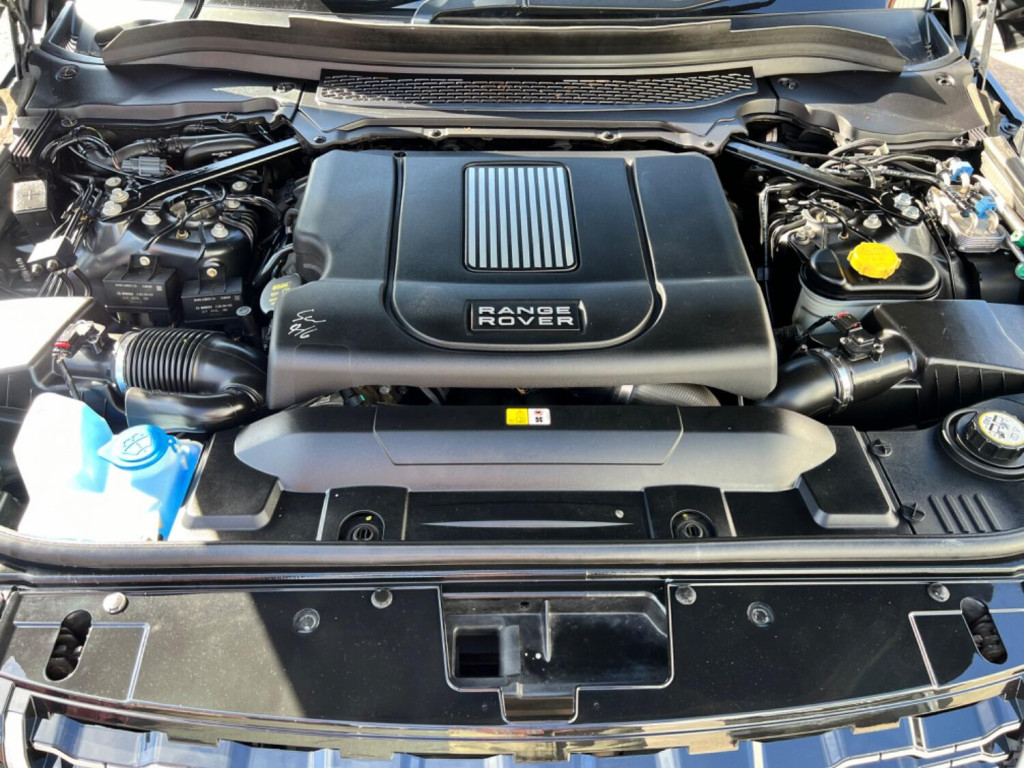 LAND ROVER RANGE ROVER