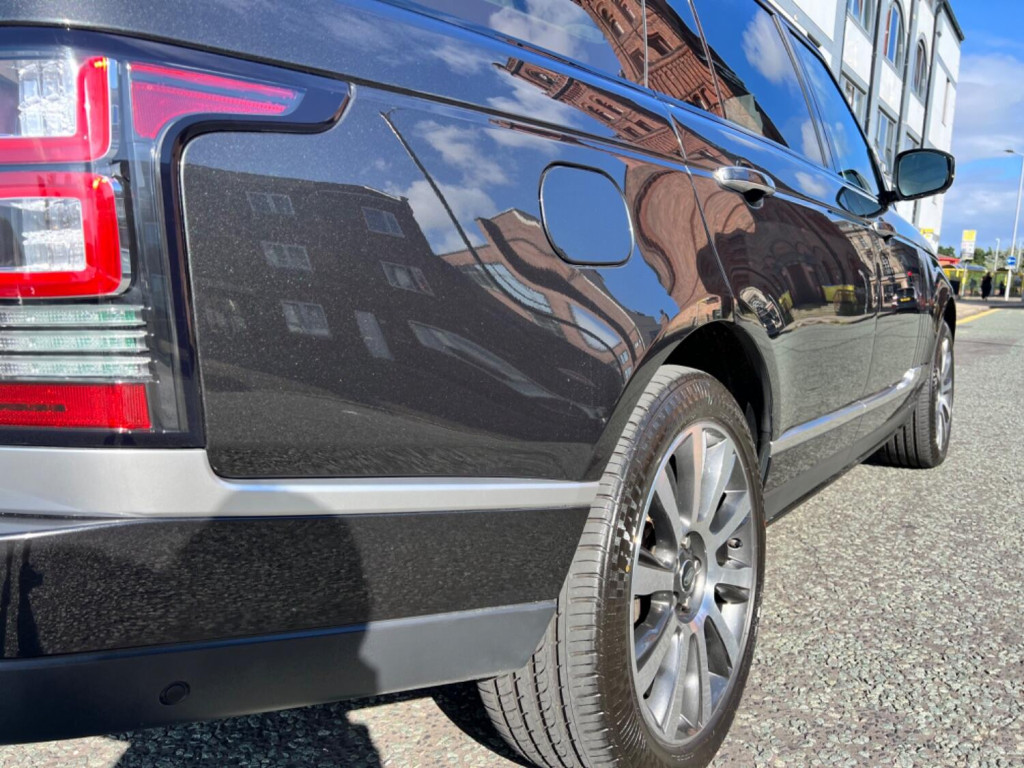 LAND ROVER RANGE ROVER