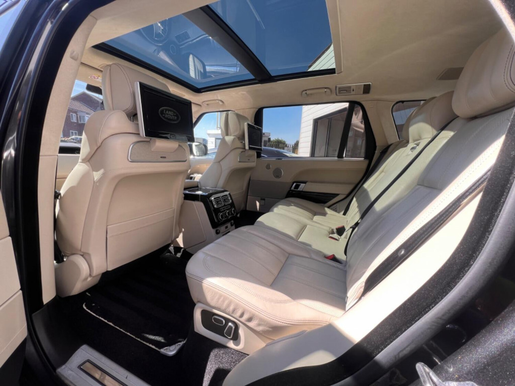 LAND ROVER RANGE ROVER