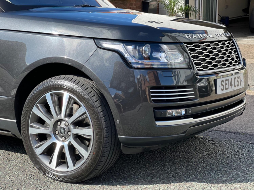 LAND ROVER RANGE ROVER