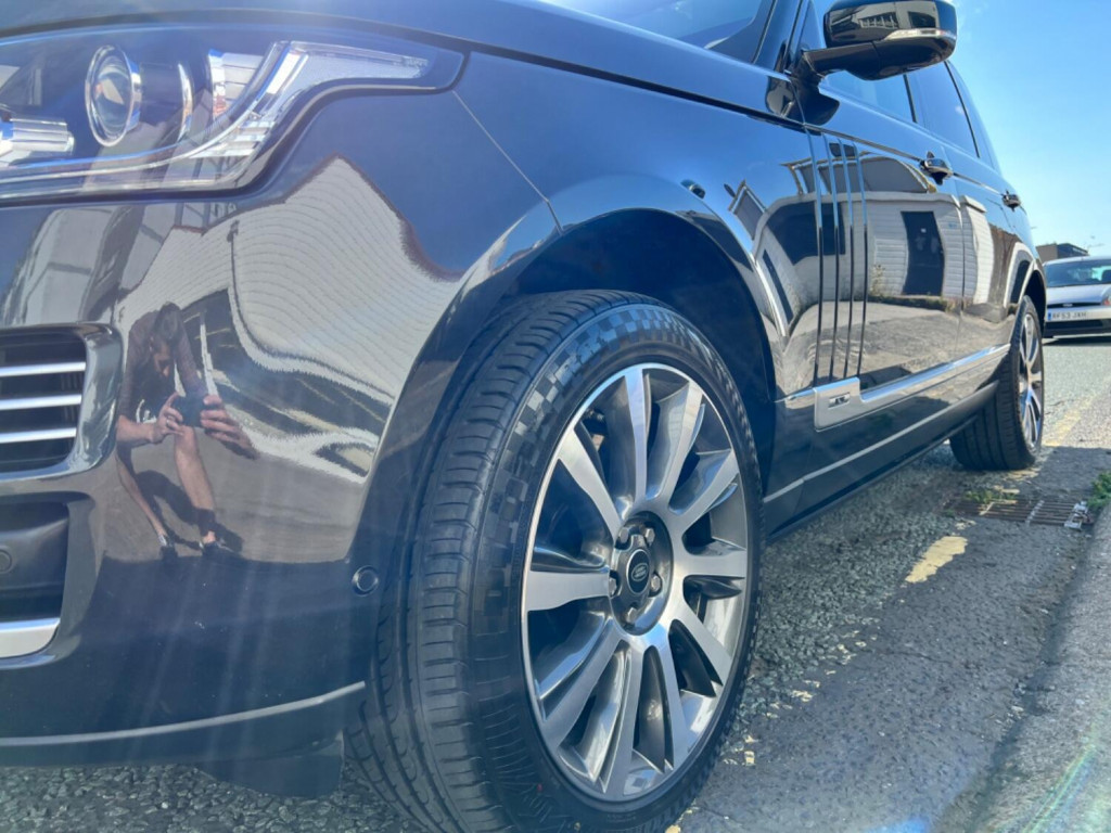 LAND ROVER RANGE ROVER