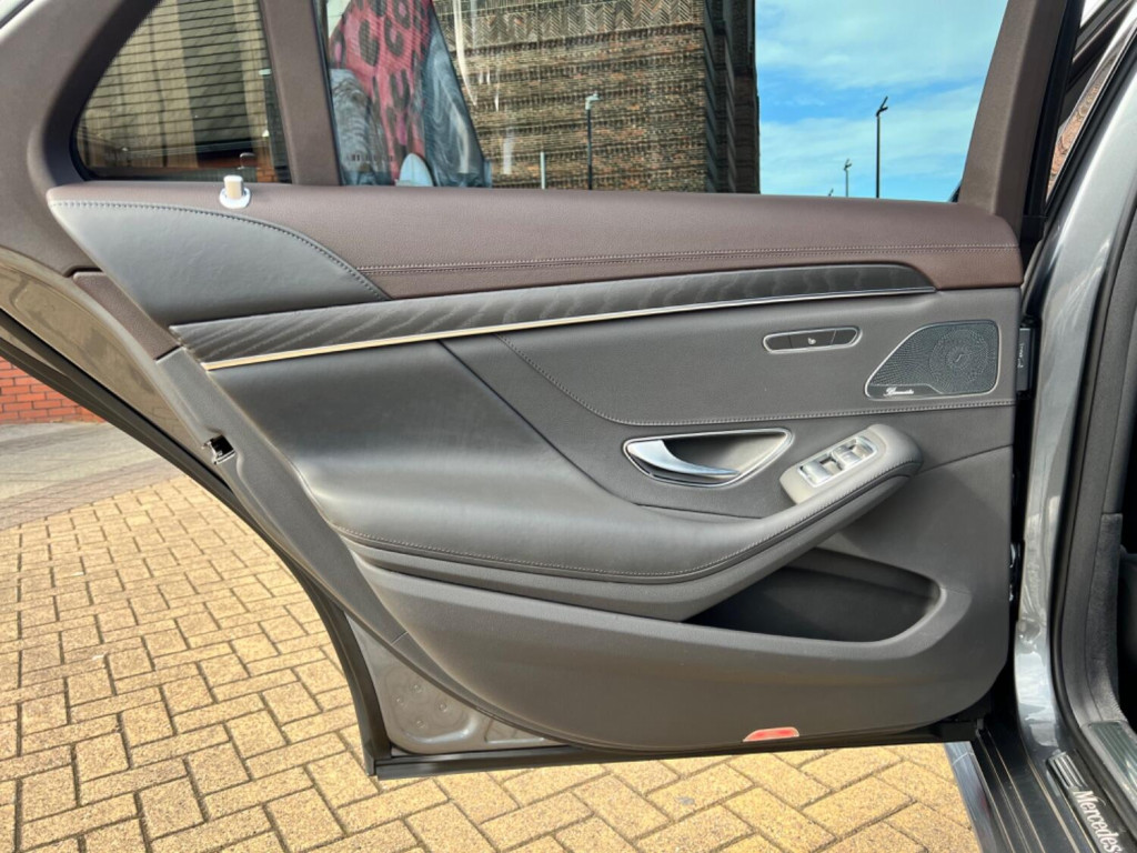 MERCEDES-BENZ S CLASS