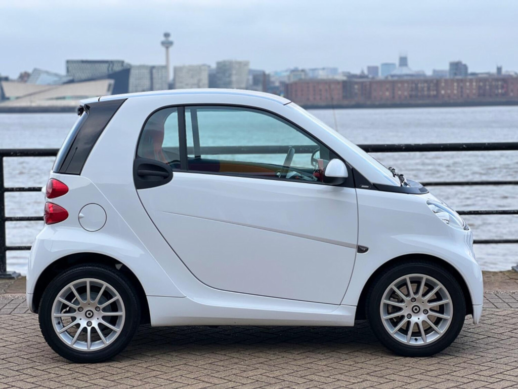 View SMART FORTWO 1.0 MHD Passion