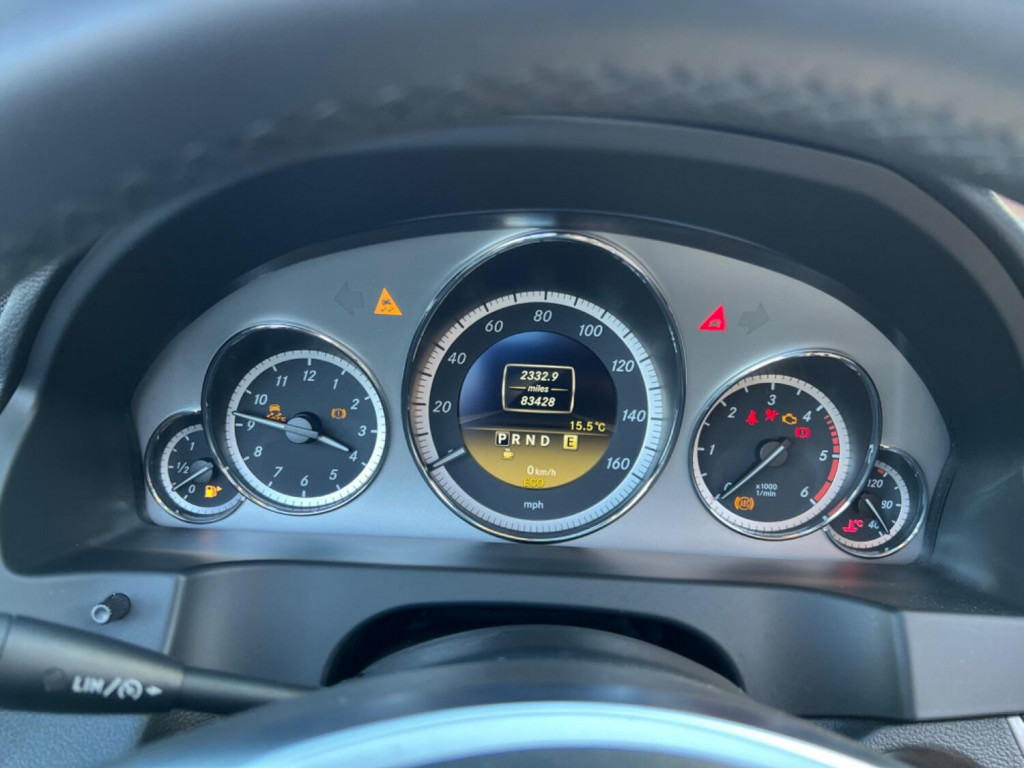 MERCEDES-BENZ E CLASS