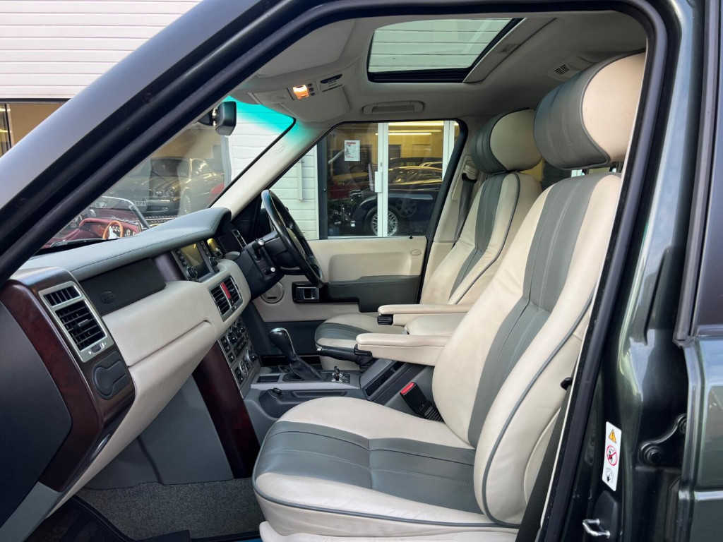 LAND ROVER RANGE ROVER