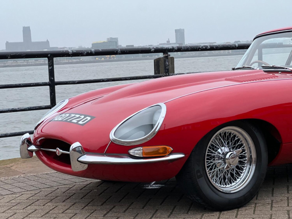 JAGUAR E-TYPE