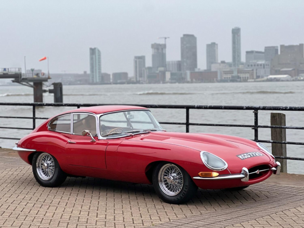 JAGUAR E-TYPE