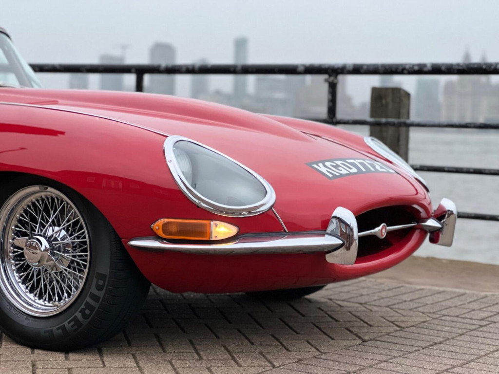 JAGUAR E-TYPE